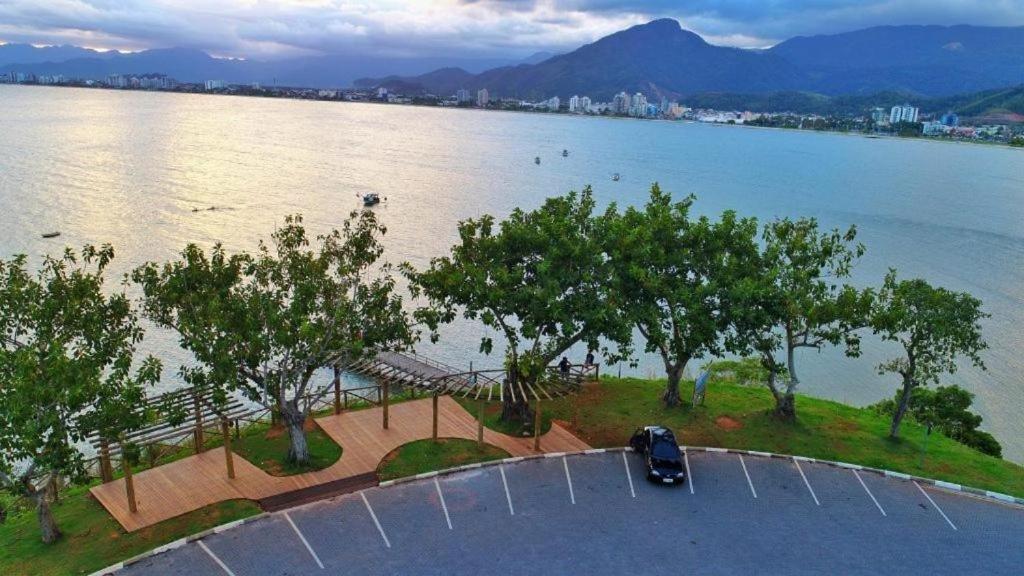 Apto Lindo 2 Dor Piscina Ar Internet 101 A Caraguatatuba Exterior foto